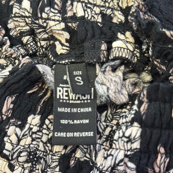 Rewash Black and Gray Smocked Wide Leg Pants - Picture 5 of 7